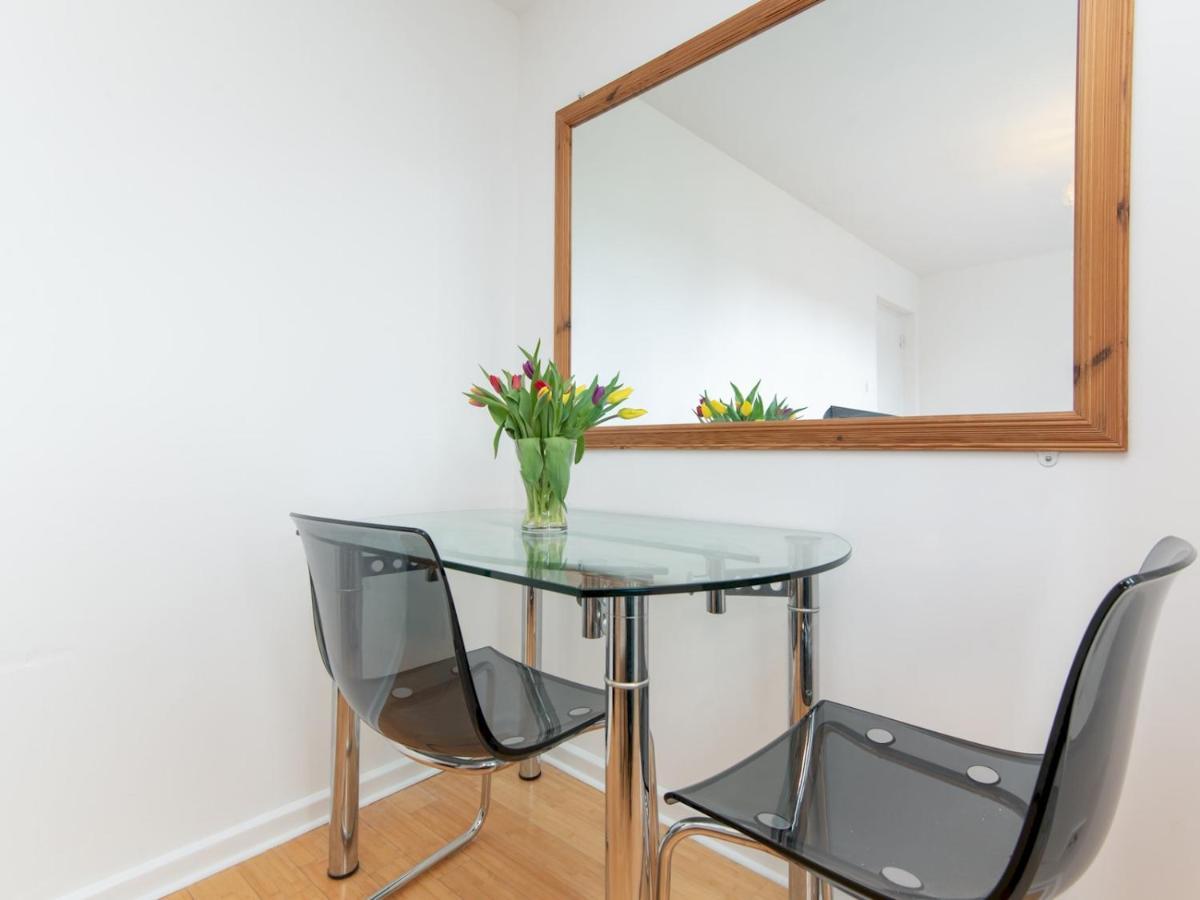 Pass The Keys Bright Modern One Bed Apartment - Bath City Centre Kültér fotó